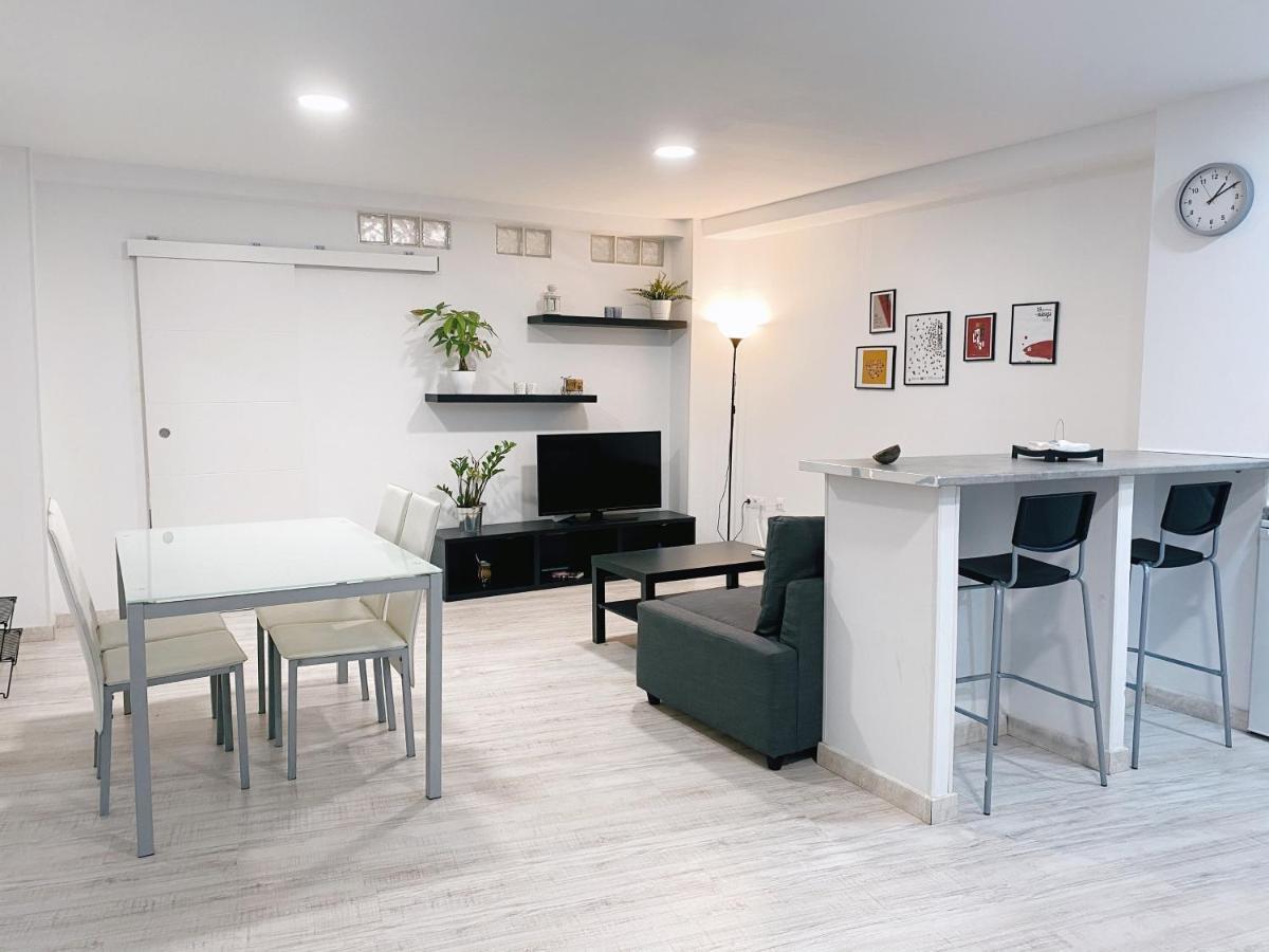 Gmc Turistics - Great Apartment For Groups & Families Málaga Kültér fotó