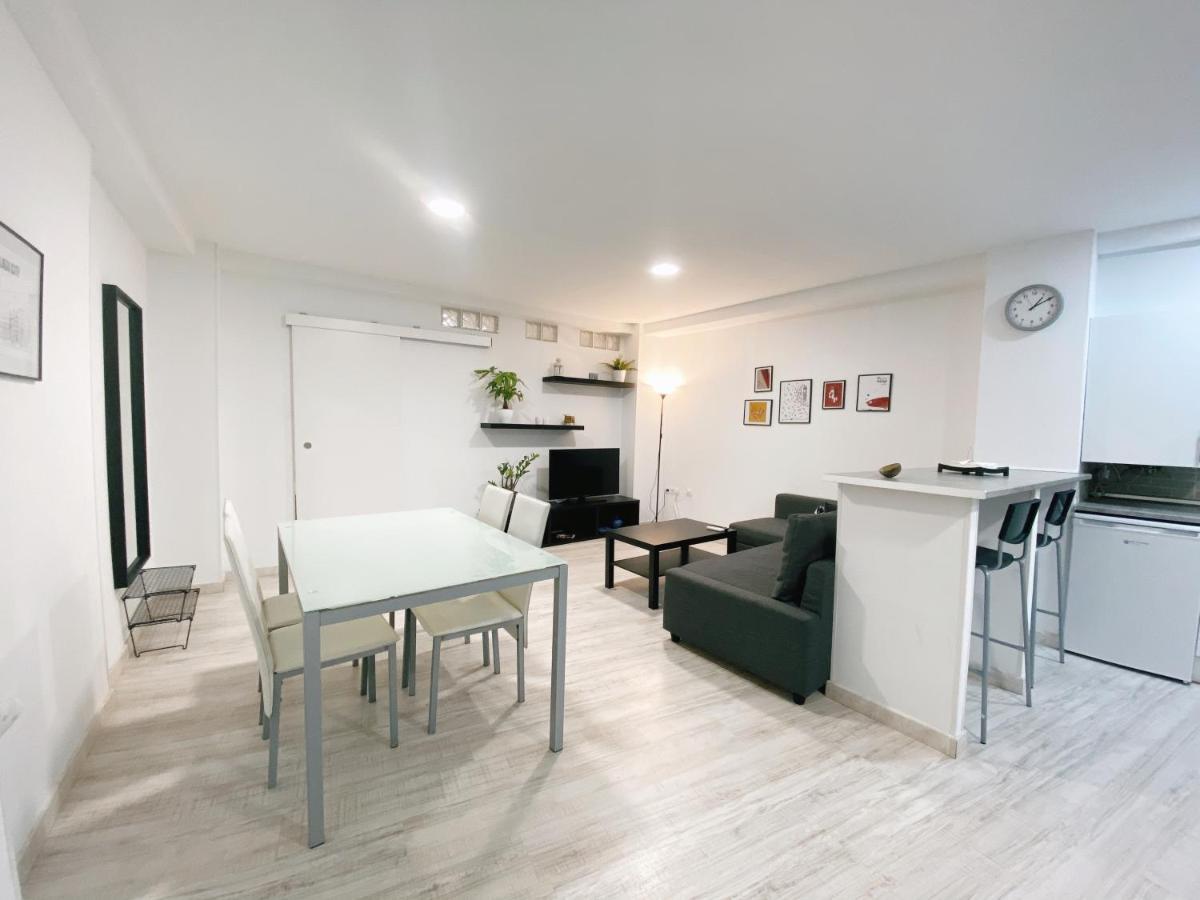 Gmc Turistics - Great Apartment For Groups & Families Málaga Kültér fotó