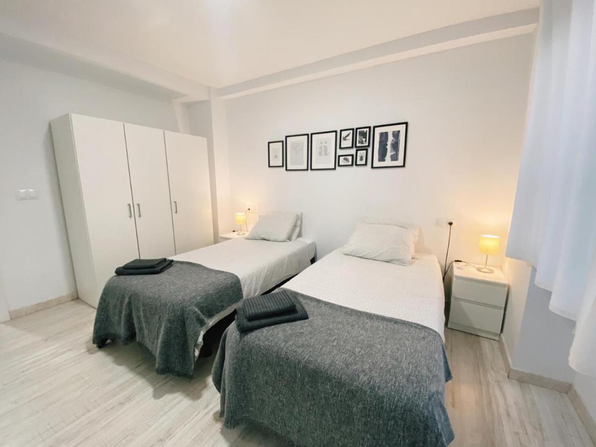 Gmc Turistics - Great Apartment For Groups & Families Málaga Kültér fotó